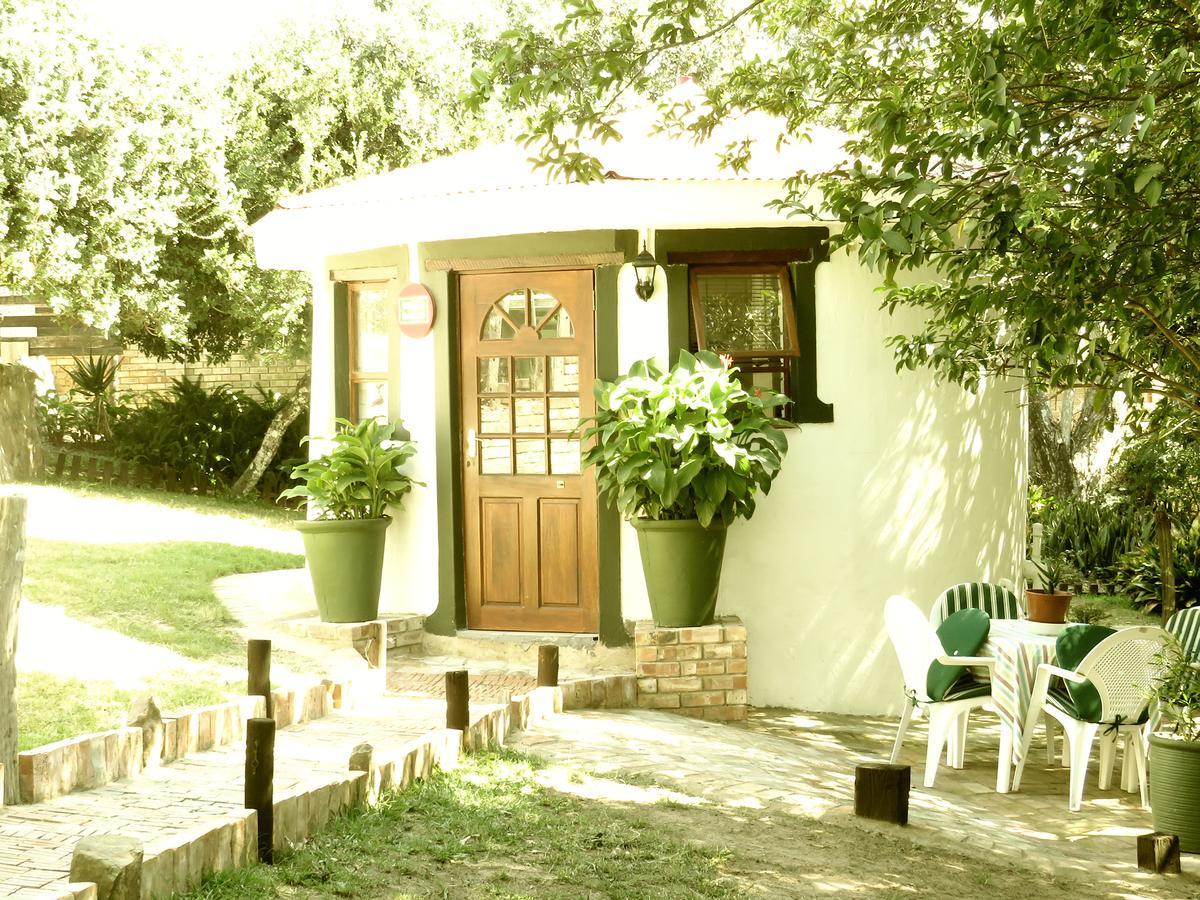 Wiltshire Rondavel Villa Порт Алфред Екстериор снимка